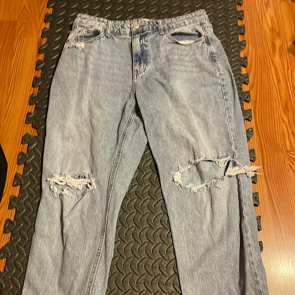 vanilla star women’s ripped jeans, light wash